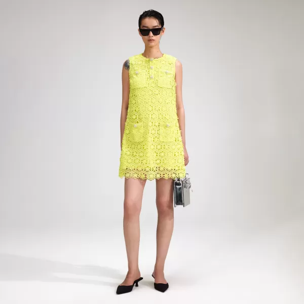 Dresses*Self-Portrait Lime Daisy Guipure Mini Dress